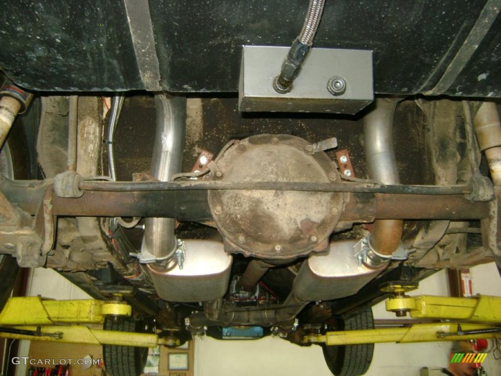 1978 Pontiac Firebird Trans Am Coupe Undercarriage Photo #30136414