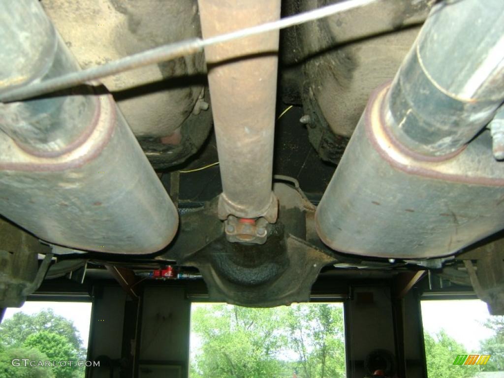 1978 Pontiac Firebird Trans Am Coupe Undercarriage Photo #30136457
