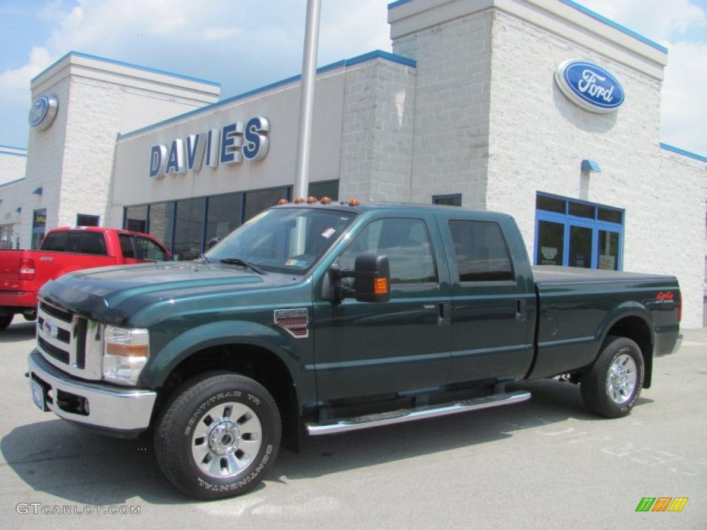 2008 F250 Super Duty Lariat Crew Cab 4x4 - Forest Green Metallic / Medium Stone photo #1