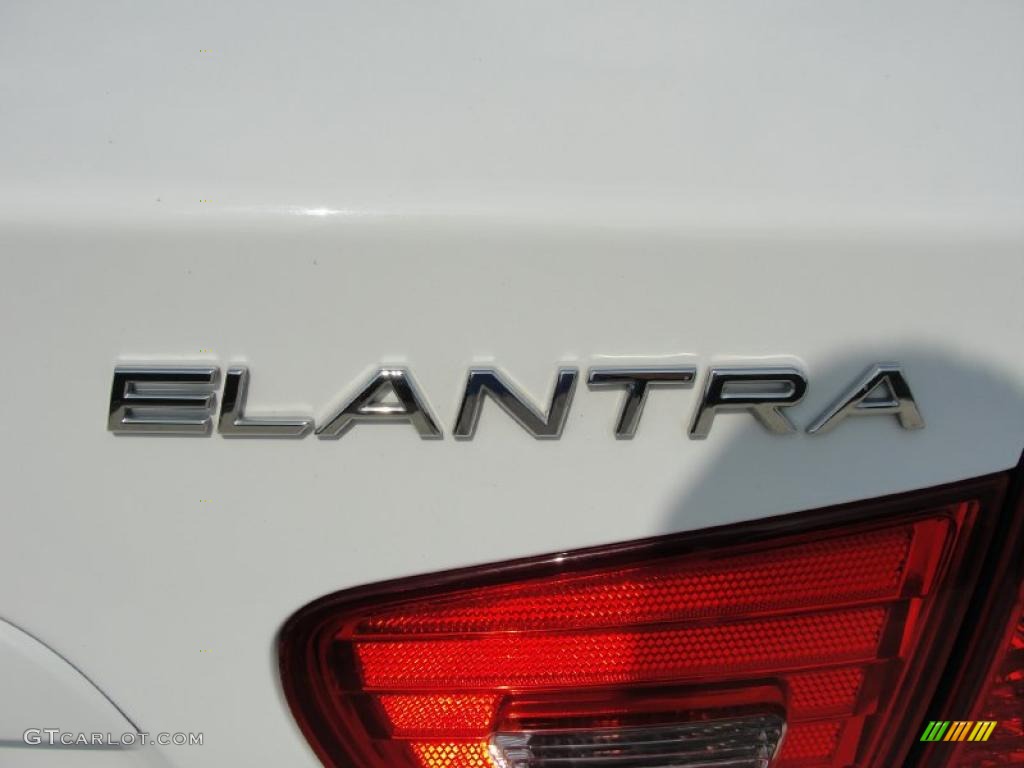2009 Elantra GLS Sedan - Captiva White / Beige photo #19