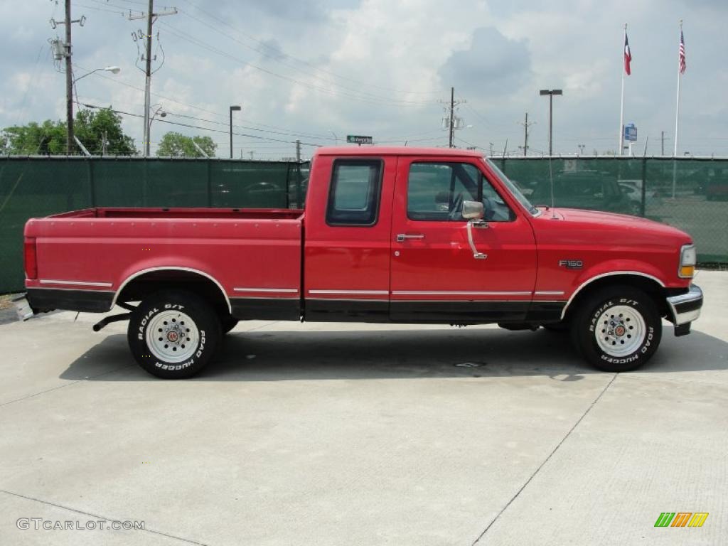 1993 F150 XLT Extended Cab - Red / Grey photo #2