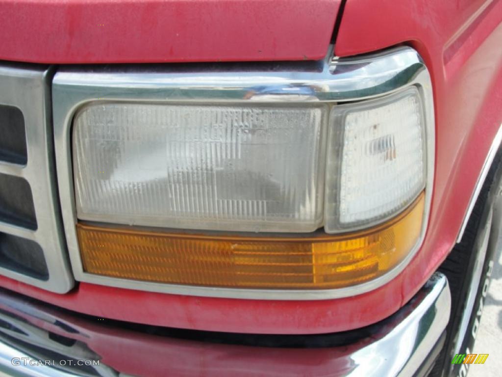 1993 F150 XLT Extended Cab - Red / Grey photo #10