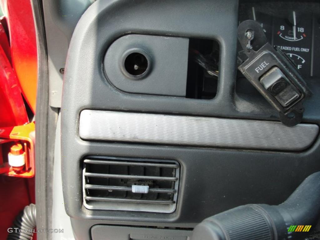1993 F150 XLT Extended Cab - Red / Grey photo #29