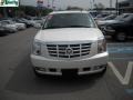 White Diamond - Escalade ESV AWD Photo No. 15