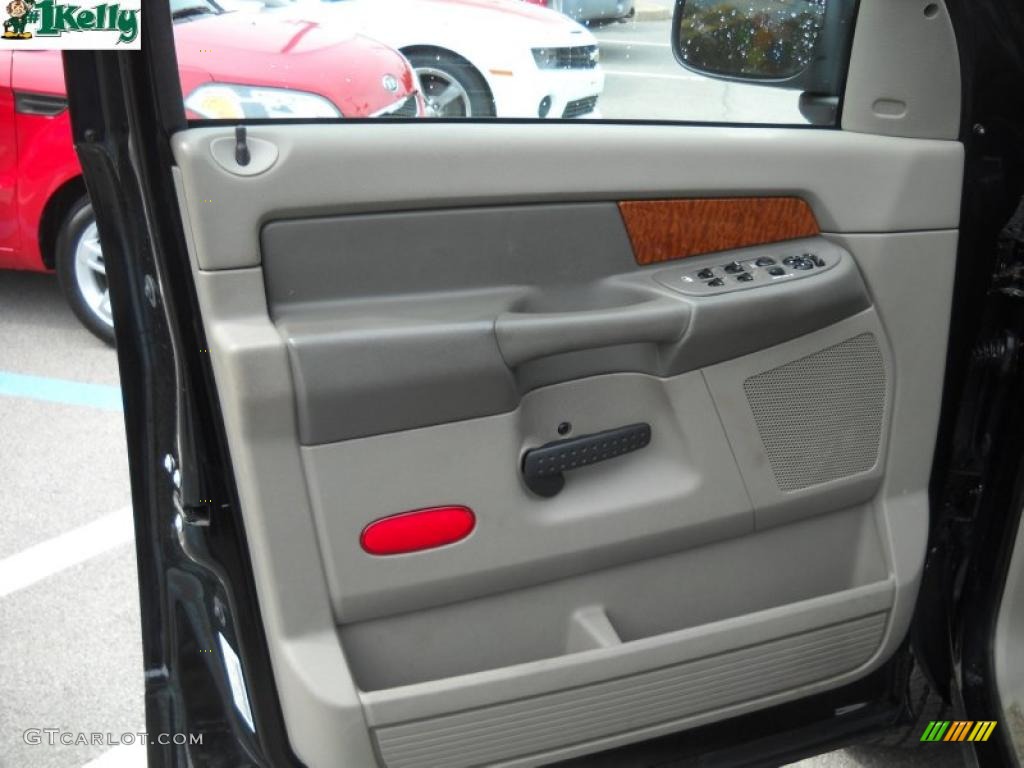 2007 Ram 1500 SLT Quad Cab 4x4 - Brilliant Black Crystal Pearl / Medium Slate Gray photo #7