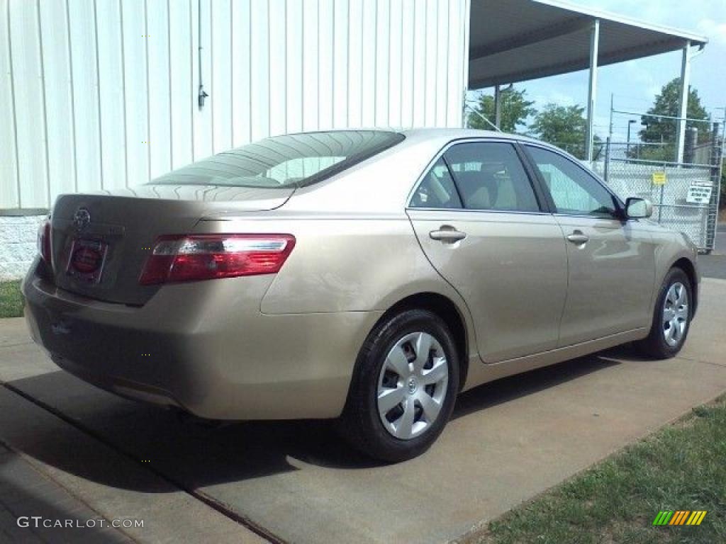 2008 Camry LE - Desert Sand Mica / Bisque photo #16