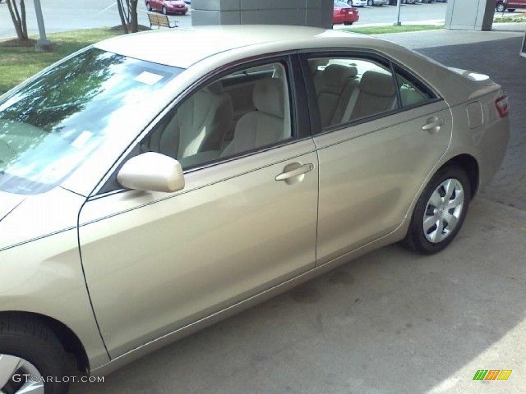 2008 Camry LE - Desert Sand Mica / Bisque photo #20