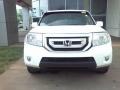 Taffeta White - Pilot Touring 4WD Photo No. 2