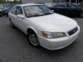 2001 Super White Toyota Camry LE V6  photo #1