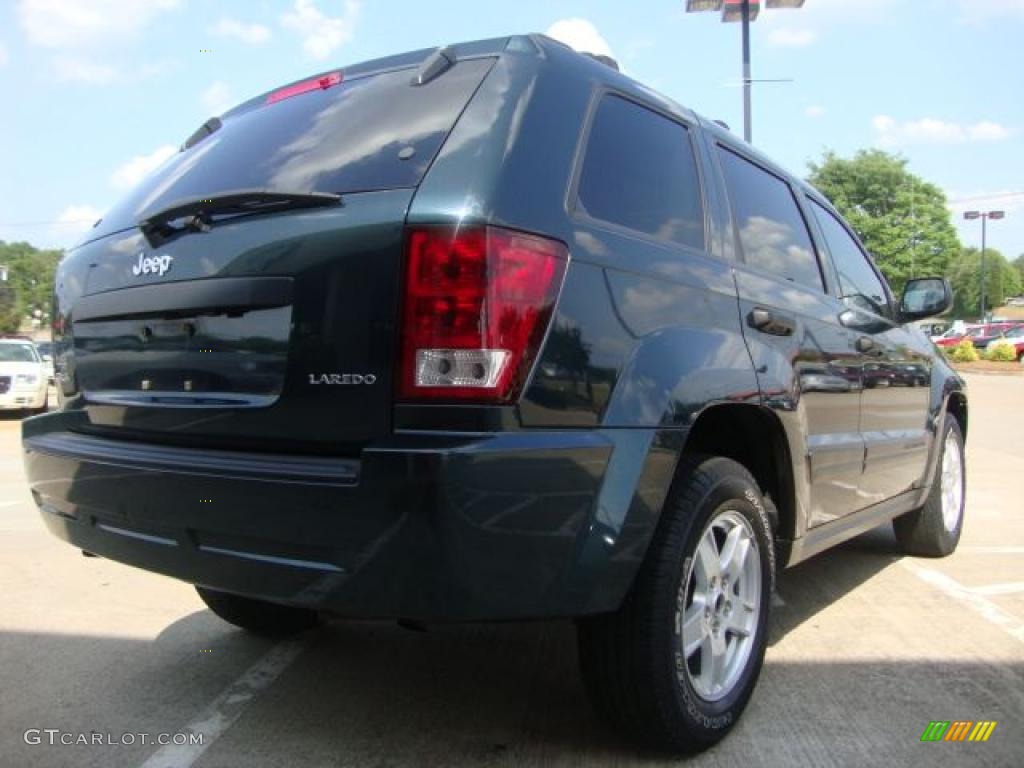 2005 Grand Cherokee Laredo 4x4 - Deep Beryl Green Pearl / Khaki photo #3