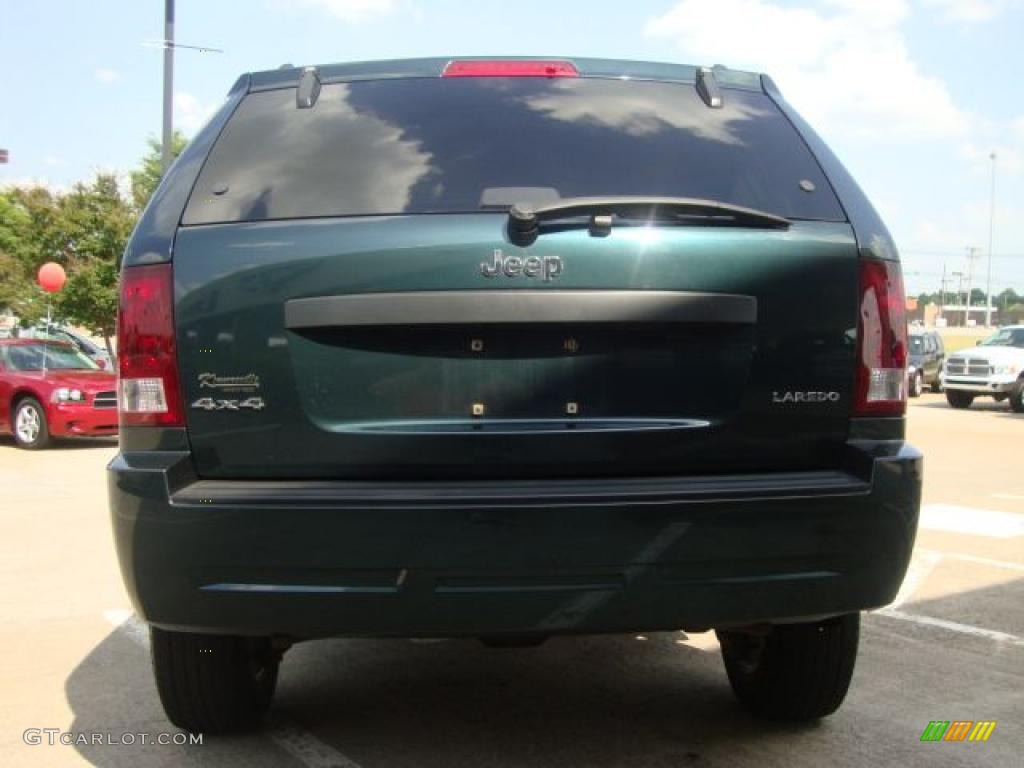 2005 Grand Cherokee Laredo 4x4 - Deep Beryl Green Pearl / Khaki photo #4