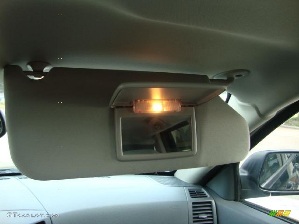 2005 Grand Cherokee Laredo 4x4 - Deep Beryl Green Pearl / Khaki photo #19