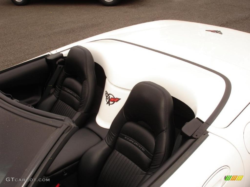 2004 Corvette Convertible - Arctic White / Black photo #15