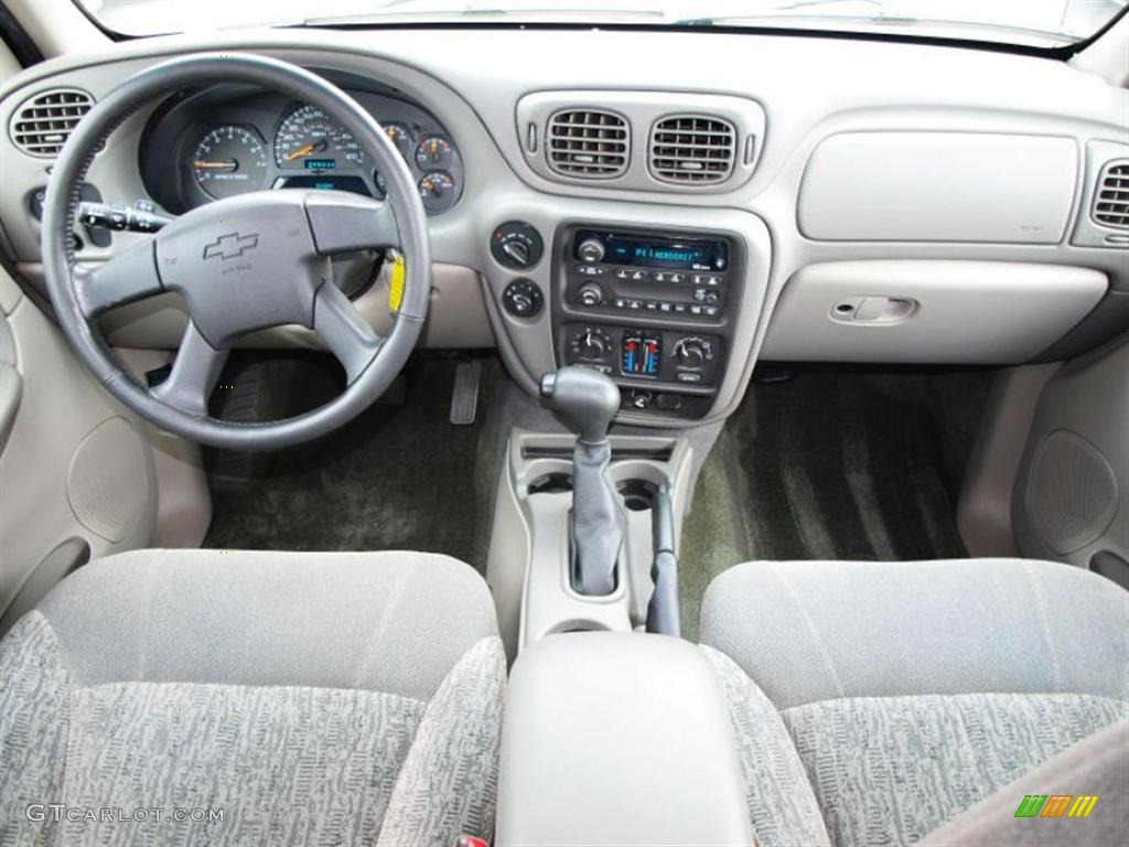 2002 TrailBlazer LS 4x4 - Indigo Blue Metallic / Light Pewter photo #10