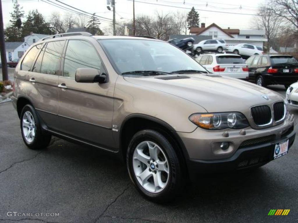 2005 X5 3.0i - Kalahari Beige Metallic / Sand Beige photo #2