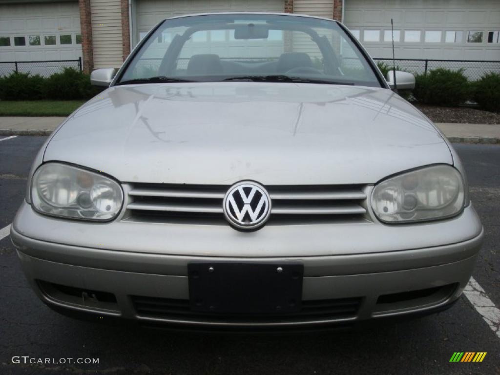 2001 Cabrio GLX - Desert Wind Metallic / Black photo #2