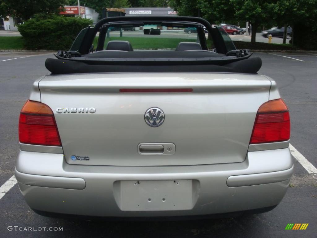 2001 Cabrio GLX - Desert Wind Metallic / Black photo #5