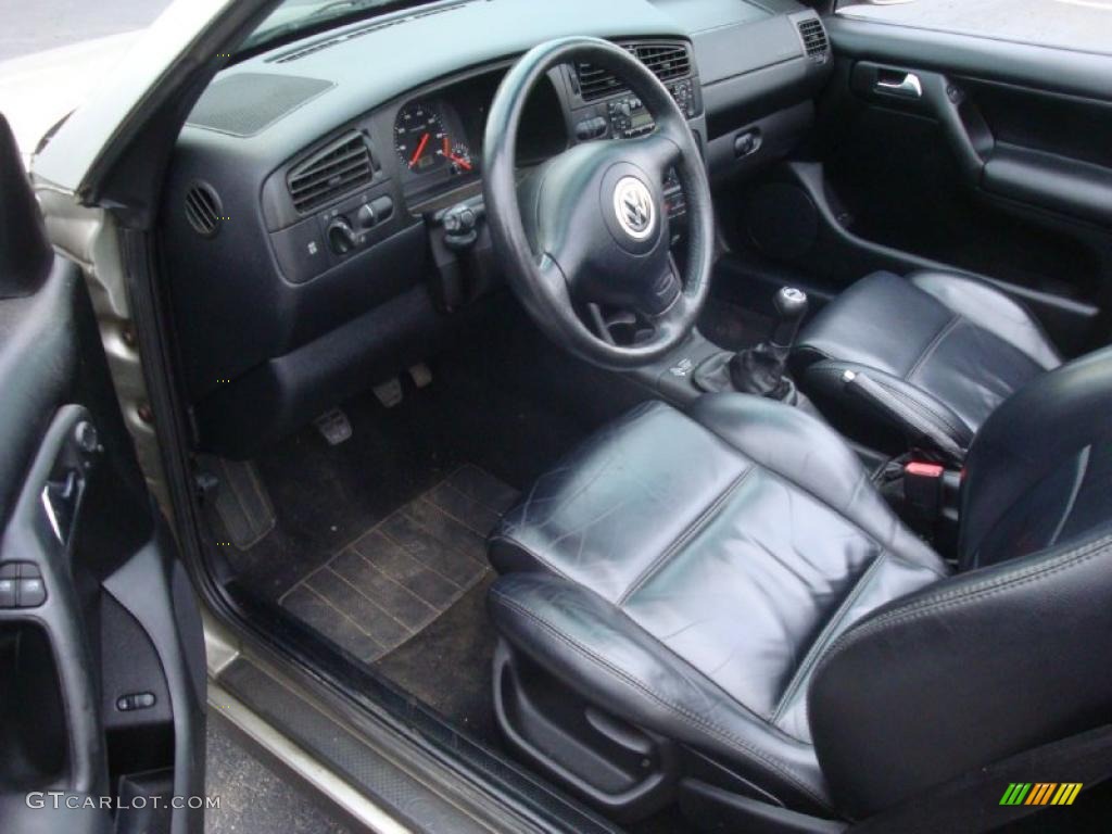 2001 Cabrio GLX - Desert Wind Metallic / Black photo #11