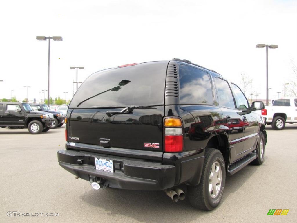 2004 Yukon Denali AWD - Onyx Black / Stone Gray photo #3