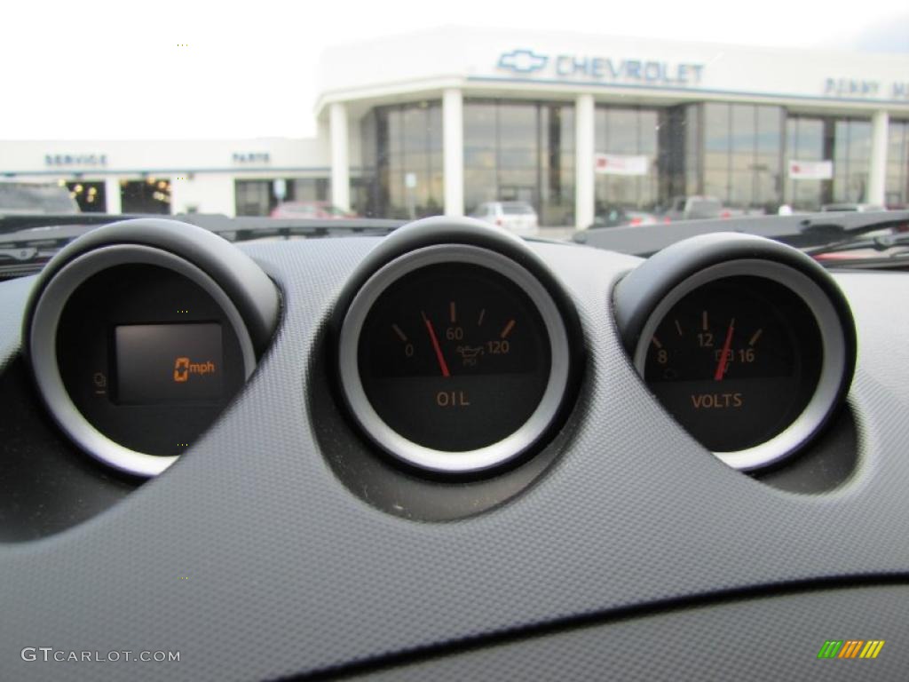 2006 350Z Enthusiast Coupe - Redline / Carbon Black photo #7