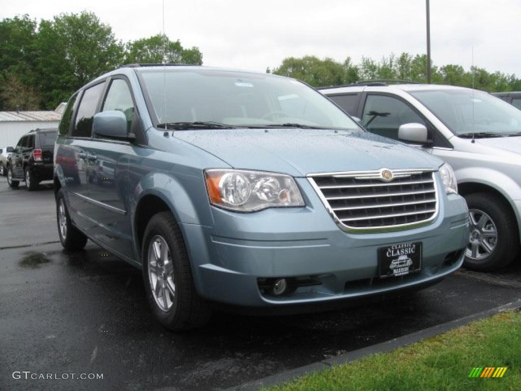 2010 Town & Country Touring - Clearwater Blue Pearl / Medium Slate Gray/Light Shale photo #3