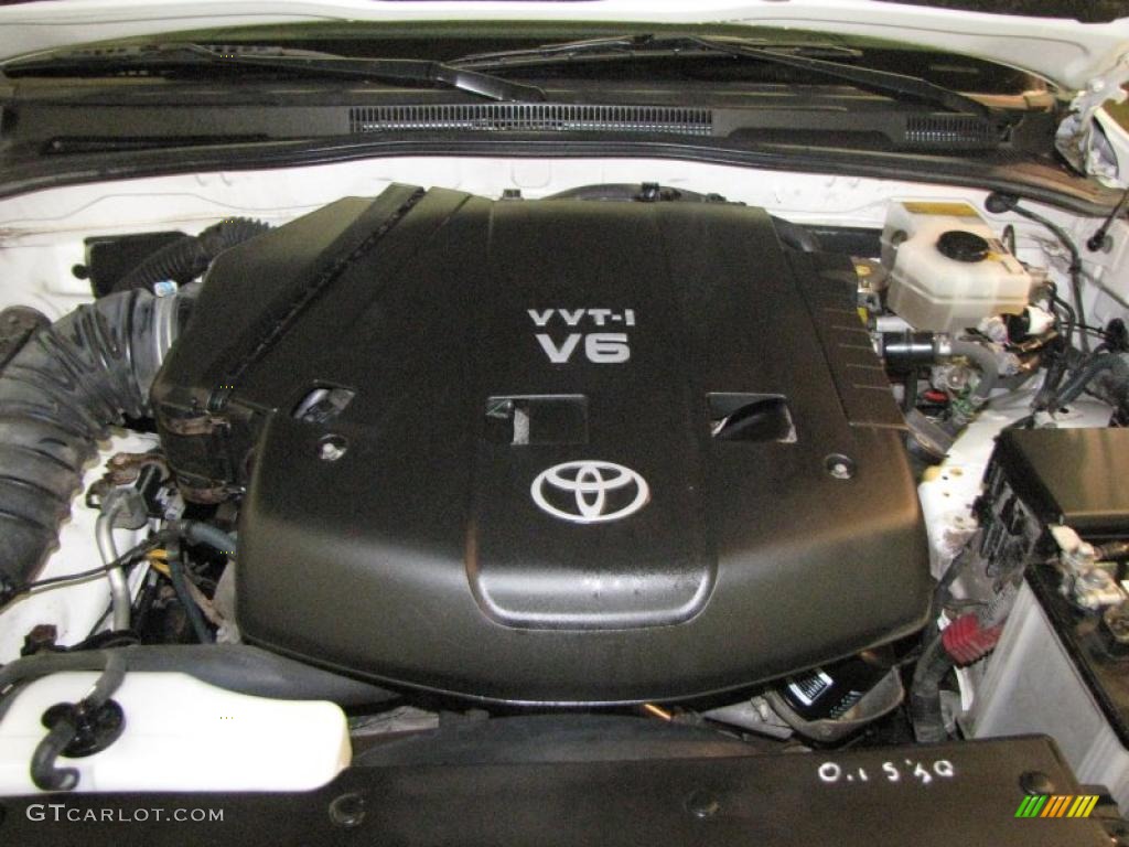 2004 4Runner SR5 4x4 - Natural White / Stone photo #24