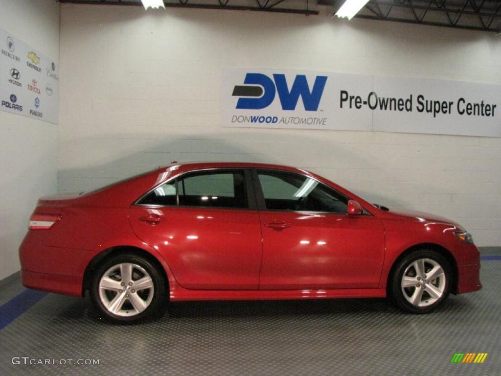 2010 Camry SE - Barcelona Red Metallic / Dark Charcoal photo #6