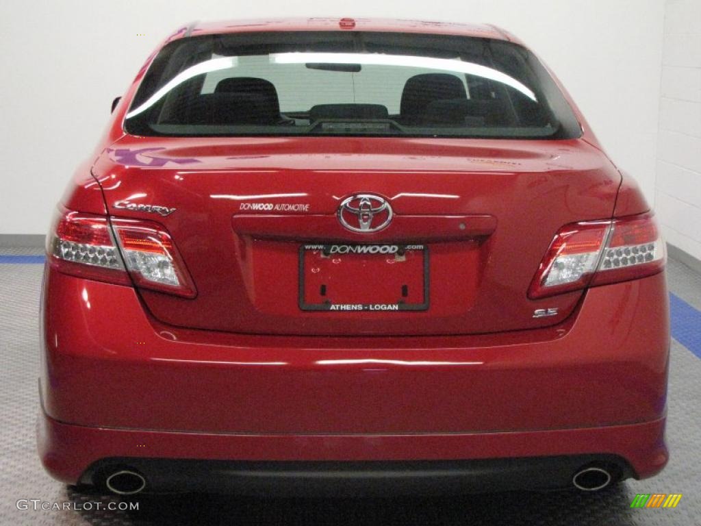 2010 Camry SE - Barcelona Red Metallic / Dark Charcoal photo #8