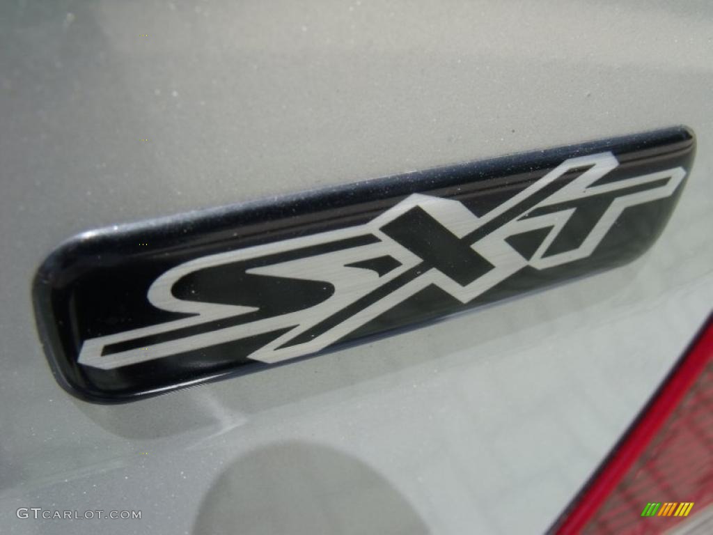 2006 Stratus SXT Sedan - Bright Silver Metallic / Dark Slate Grey photo #15