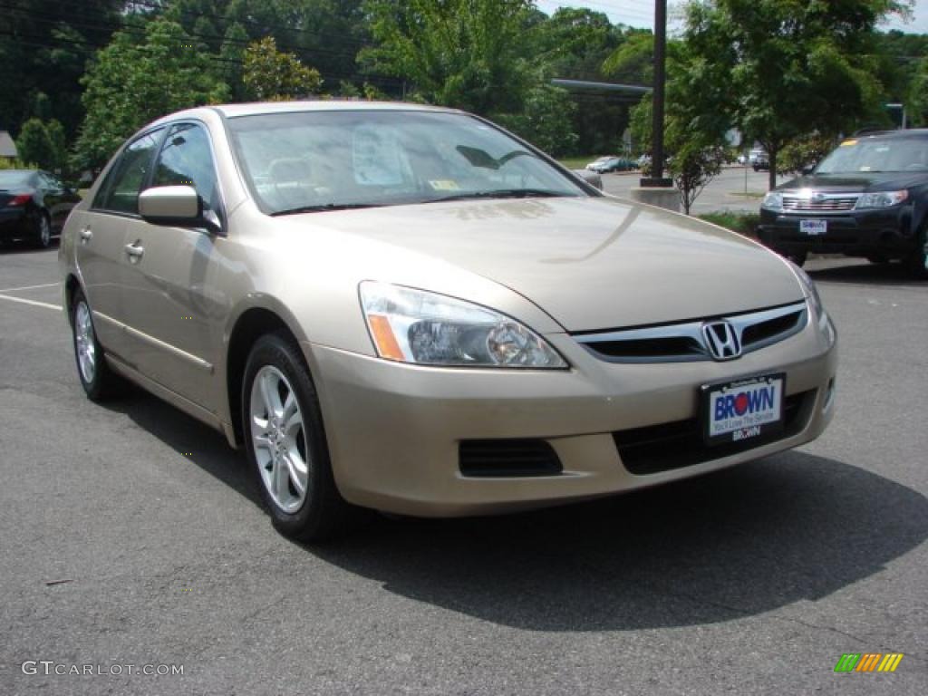 2007 Accord EX-L Sedan - Desert Mist Metallic / Ivory photo #1
