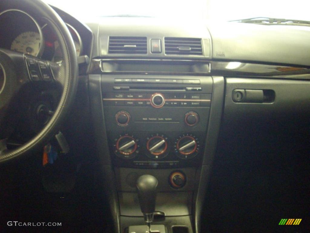 2007 MAZDA3 i Sport Sedan - Black Mica / Black photo #9