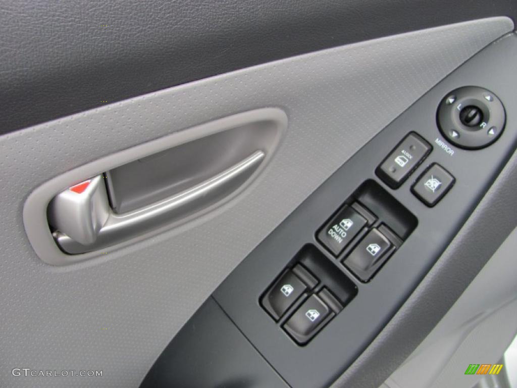 2008 Elantra SE Sedan - QuickSilver Metallic / Gray photo #16