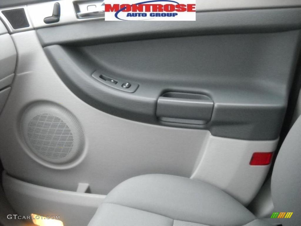 2008 Pacifica LX - Modern Blue Pearlcoat / Pastel Slate Gray photo #26