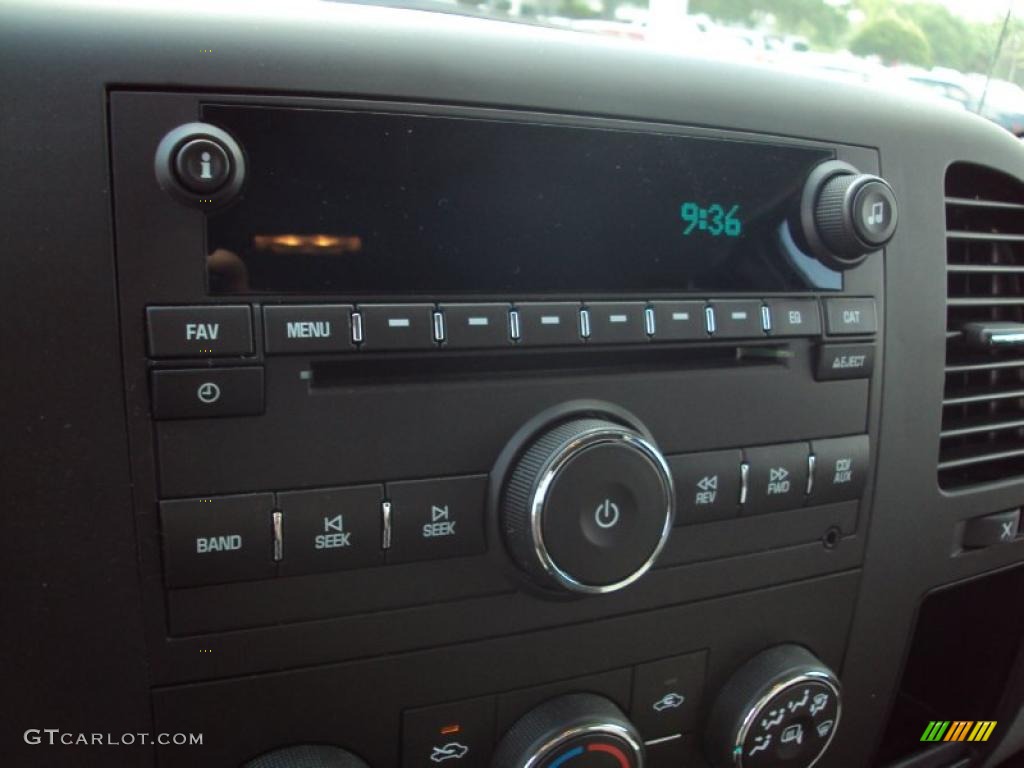 2009 Silverado 1500 LT Extended Cab 4x4 - Summit White / Dark Titanium photo #18