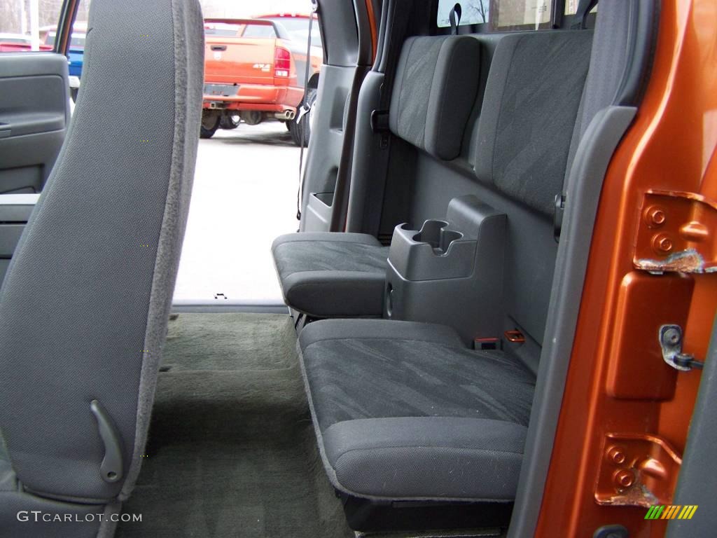 2004 Colorado LS Extended Cab 4x4 - Sunburst Orange Metallic / Very Dark Pewter photo #10