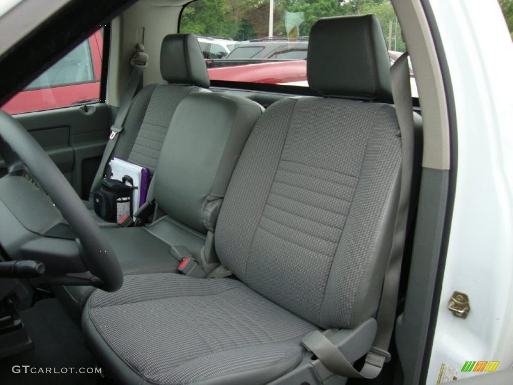 2007 Ram 1500 ST Regular Cab 4x4 - Bright White / Medium Slate Gray photo #12