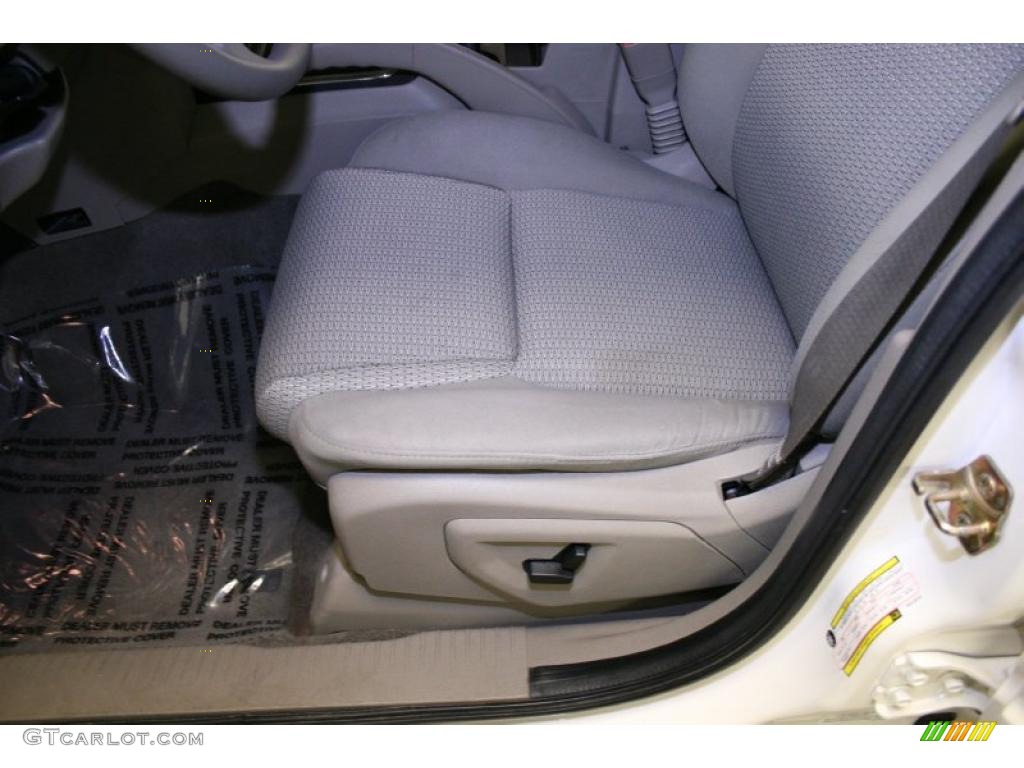 2006 Commander  - Stone White / Khaki photo #16