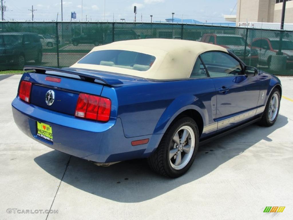 2006 Mustang V6 Premium Convertible - Vista Blue Metallic / Light Parchment photo #3