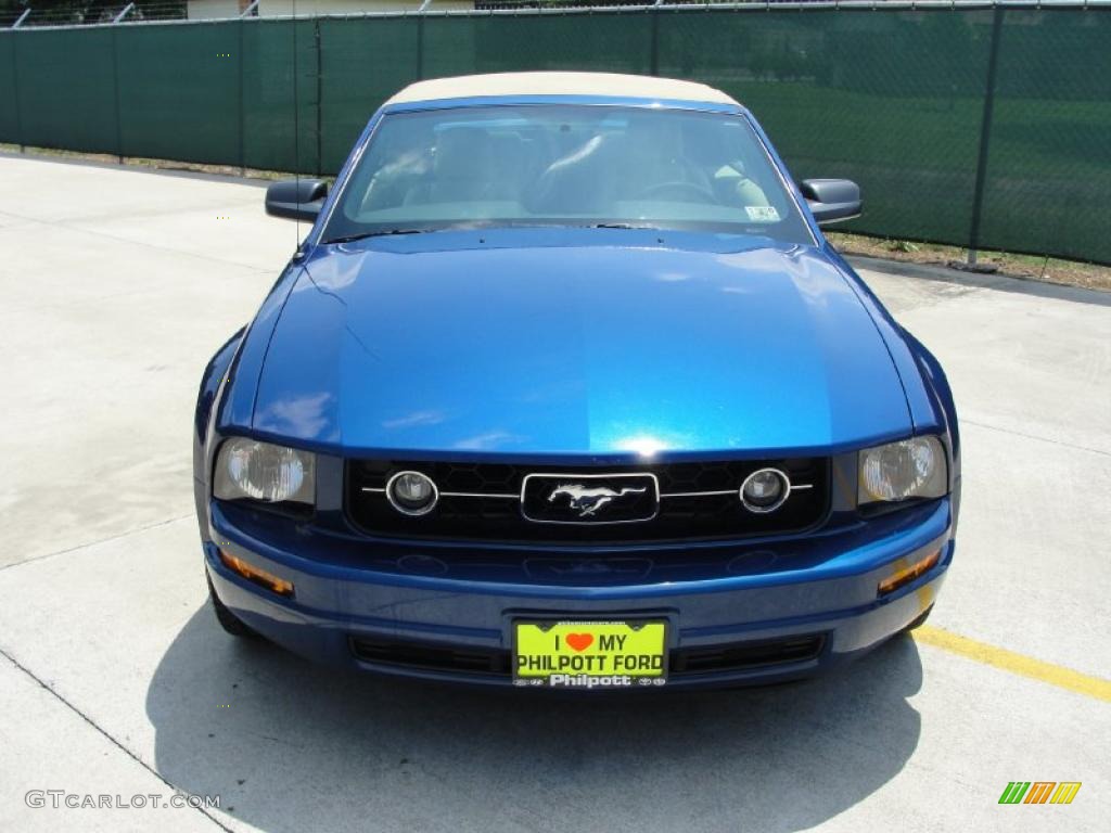2006 Mustang V6 Premium Convertible - Vista Blue Metallic / Light Parchment photo #8