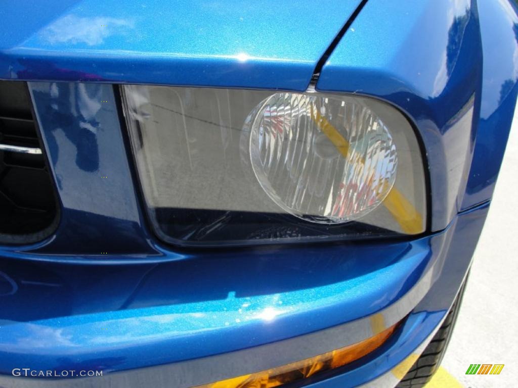 2006 Mustang V6 Premium Convertible - Vista Blue Metallic / Light Parchment photo #10