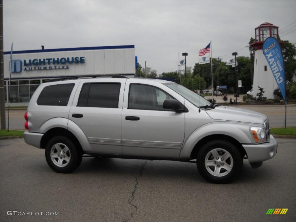 2005 Durango SLT 4x4 - Bright Silver Metallic / Medium Slate Gray photo #1