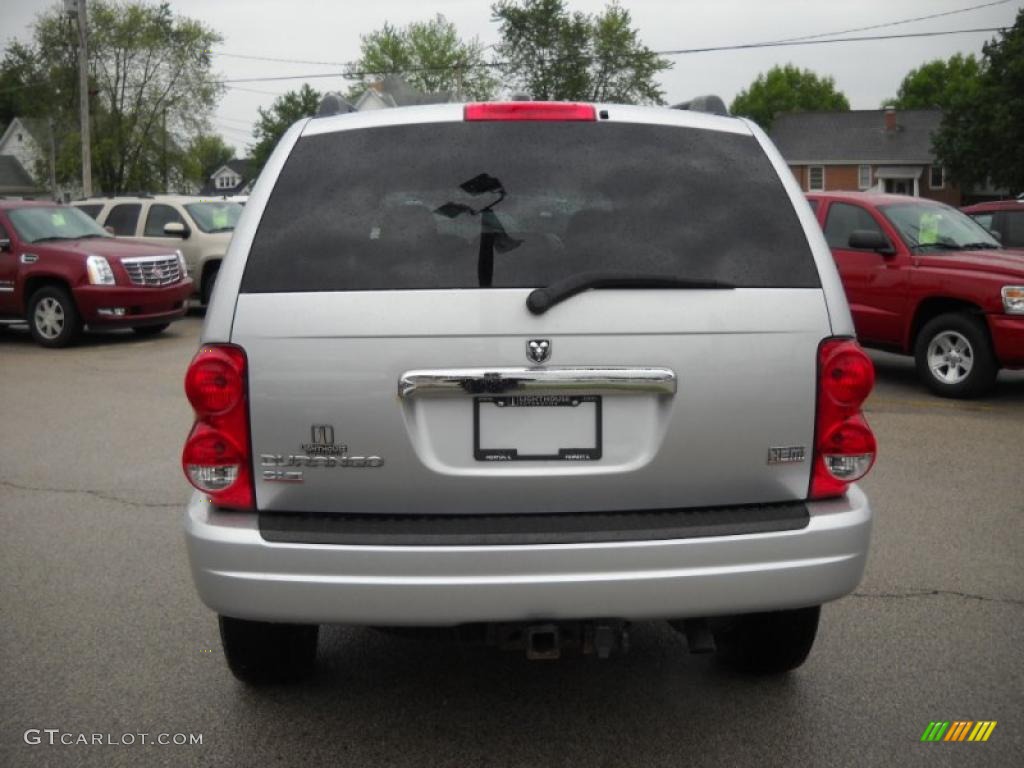 2005 Durango SLT 4x4 - Bright Silver Metallic / Medium Slate Gray photo #8