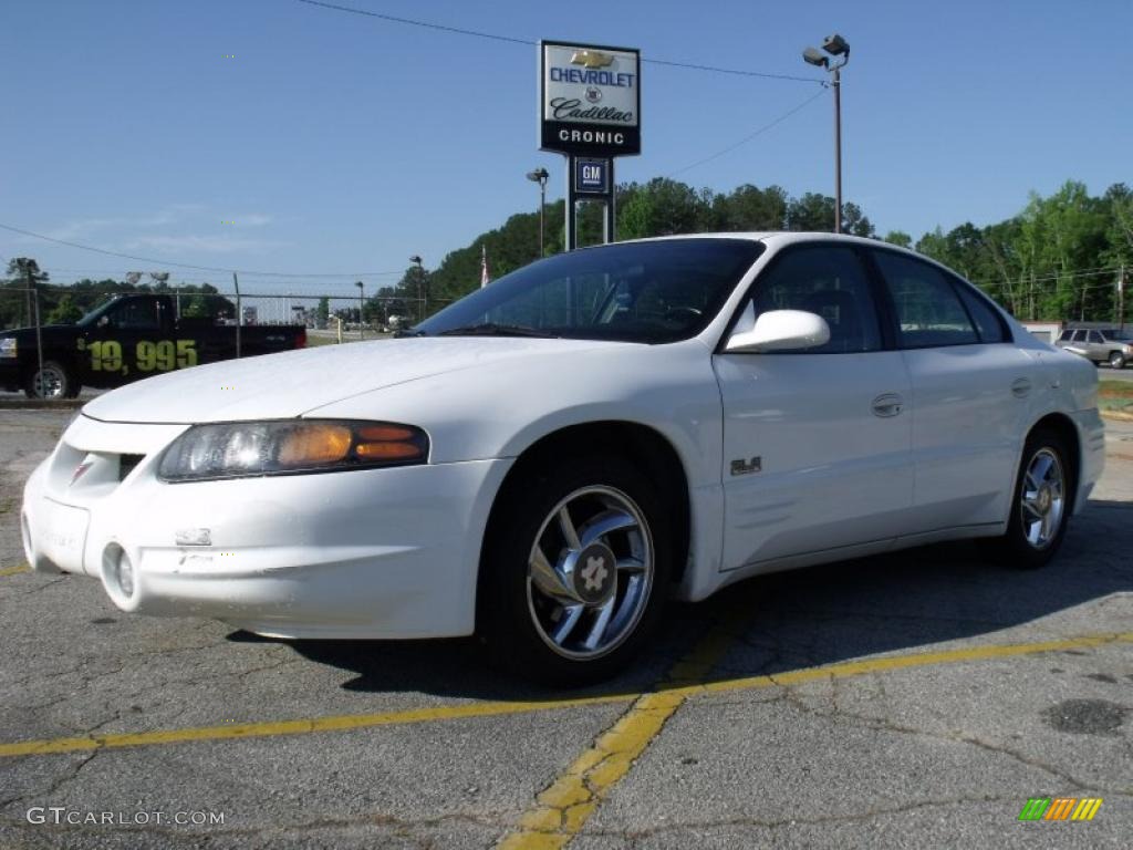 Arctic White Pontiac Bonneville