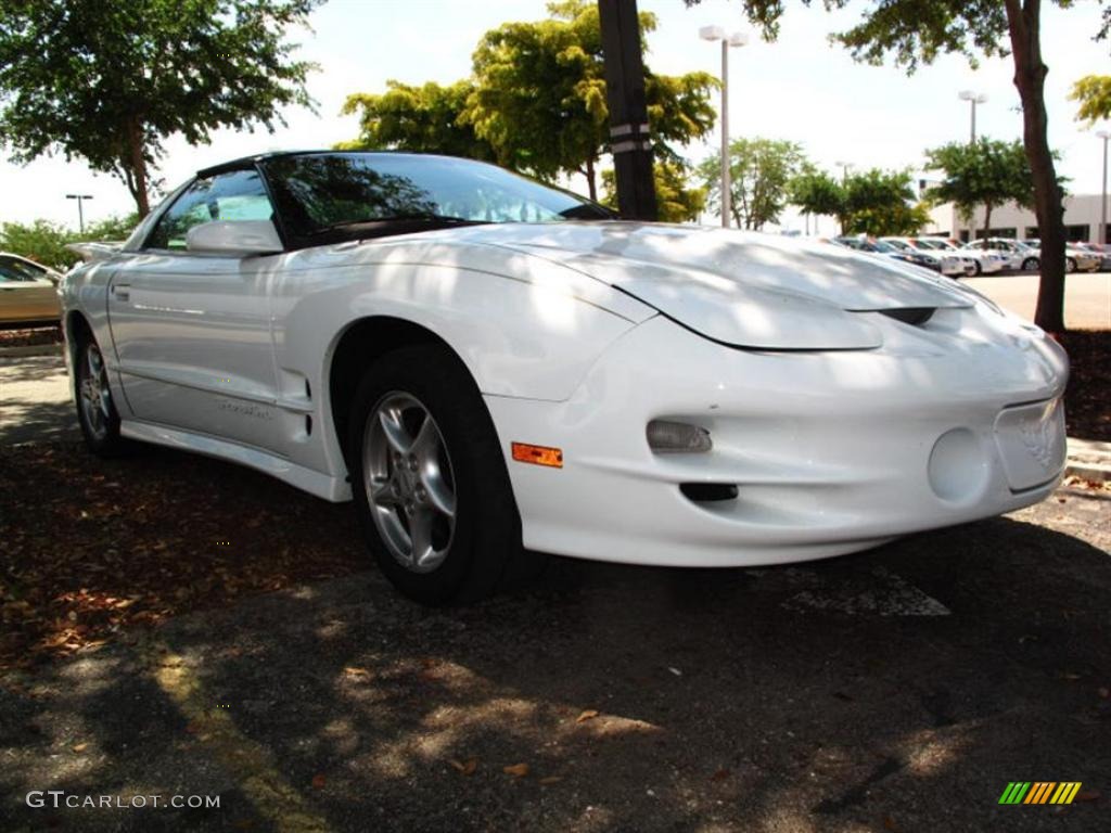 2000 Firebird Trans Am Coupe - Arctic White / Taupe photo #1