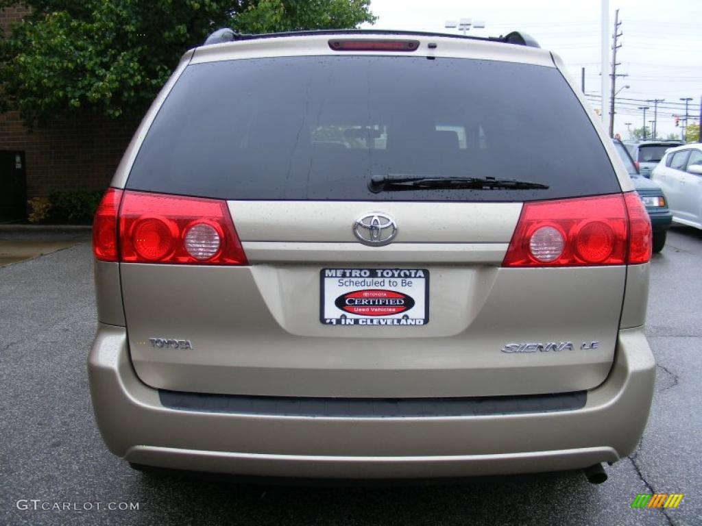 2009 Sienna LE - Desert Sand Mica / Taupe photo #4