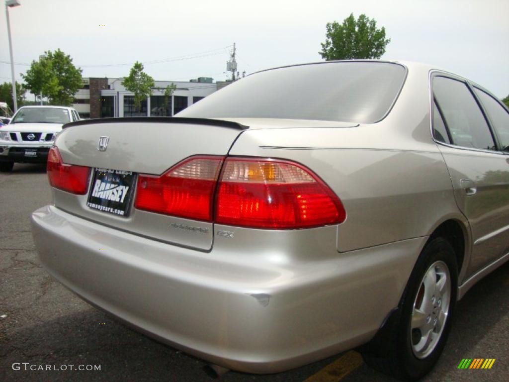 1998 Accord EX Sedan - Heather Mist Metallic / Ivory photo #18