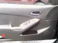 Black - G6 V6 Sedan Photo No. 10