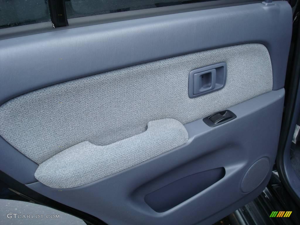 1999 4Runner SR5 4x4 - Black / Gray photo #13