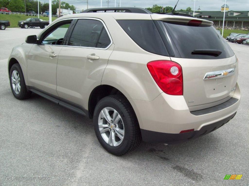 2010 Equinox LT AWD - Gold Mist Metallic / Jet Black photo #4