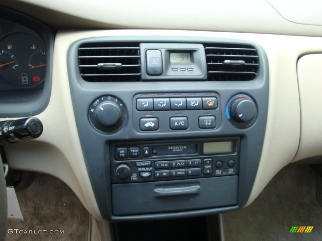 1999 Accord LX Sedan - Dark Emerald Pearl / Ivory photo #9